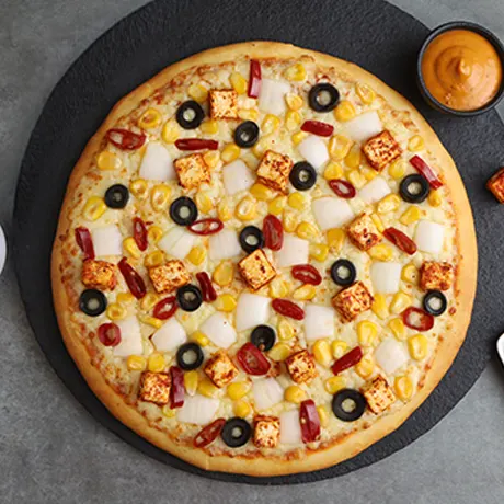 Paneer Dynamite Pizza